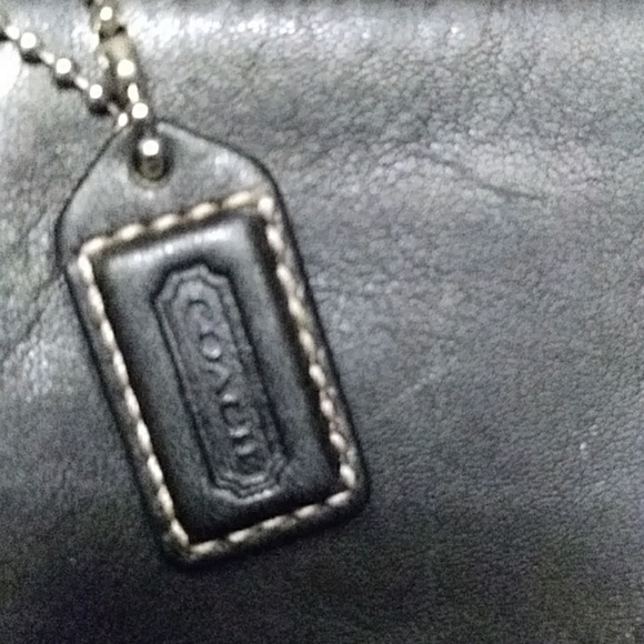 Coach Handbag. - Picture 5 of 6